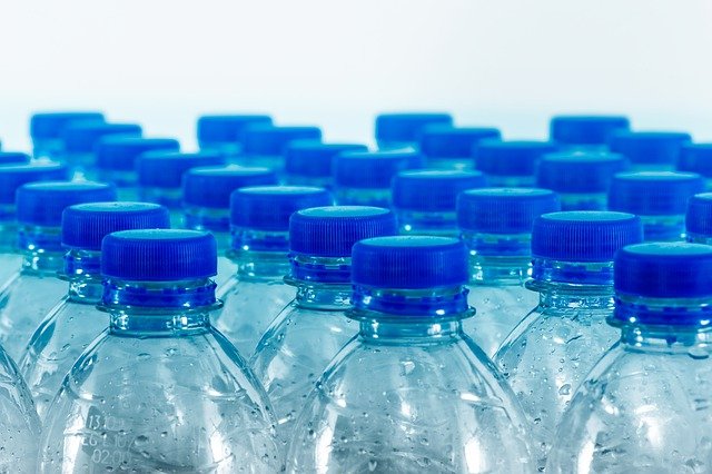 Plastic bottles. Source Willfried Wende from Pixabay